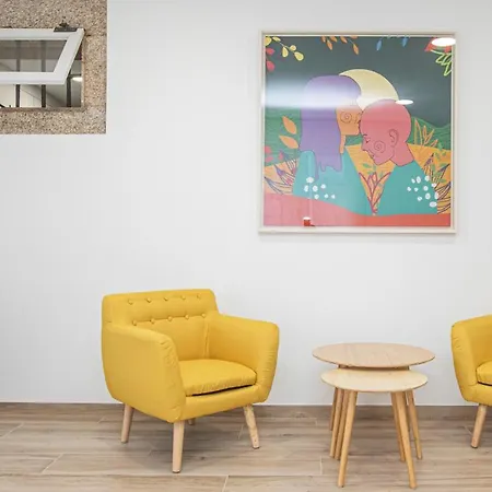 A Fabrica Hostel Lavacolla