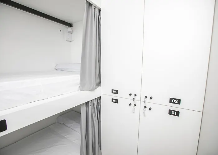 A Fabrica ホステル *